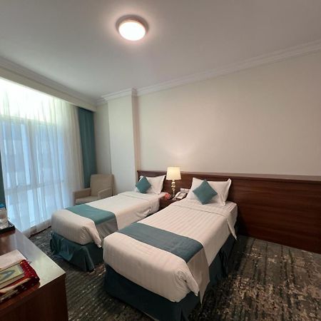 Zaha Al Madina Hotel Medina Екстер'єр фото