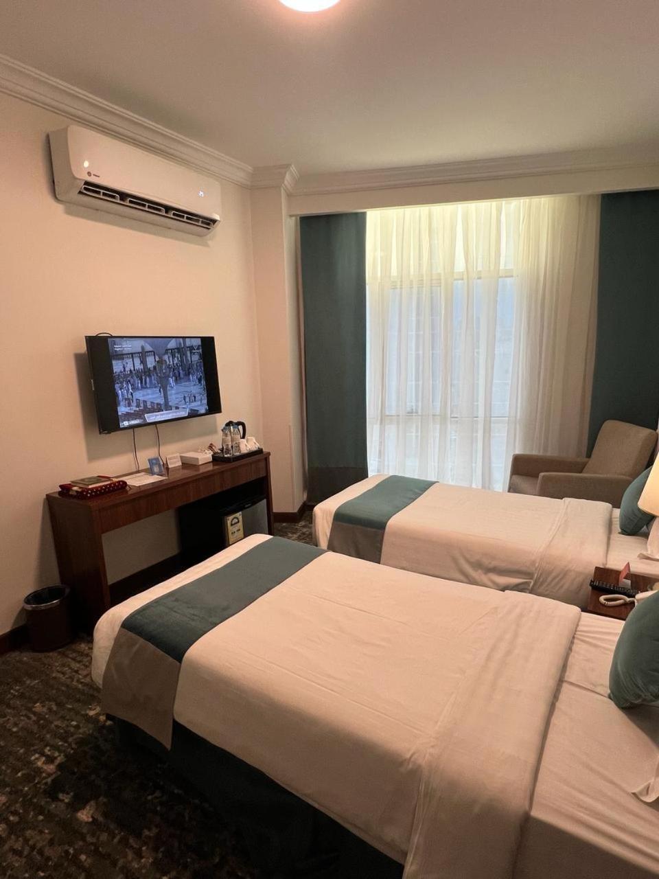 Zaha Al Madina Hotel Medina Екстер'єр фото