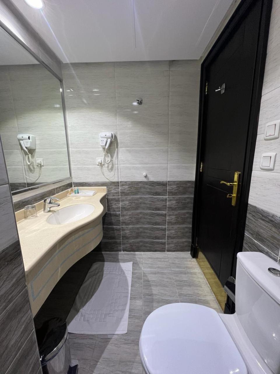 Zaha Al Madina Hotel Medina Екстер'єр фото