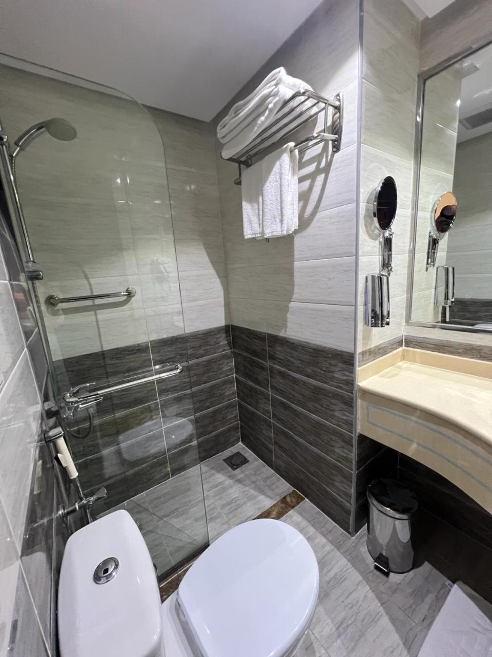 Zaha Al Madina Hotel Medina Екстер'єр фото